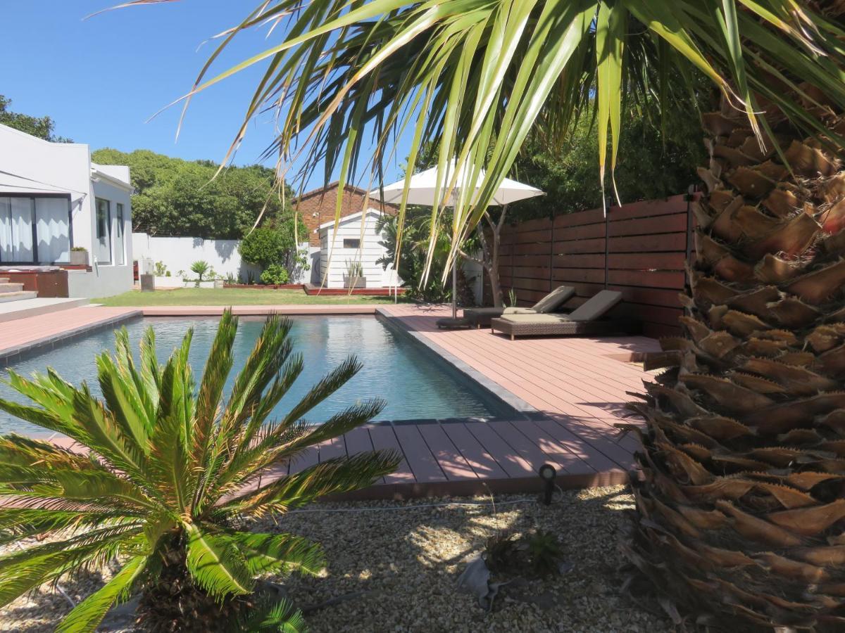 Cape White Villa Crawley Exteriör bild