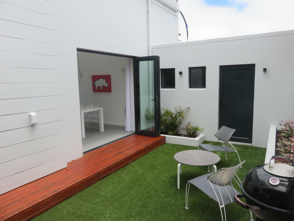 Cape White Villa Crawley Exteriör bild