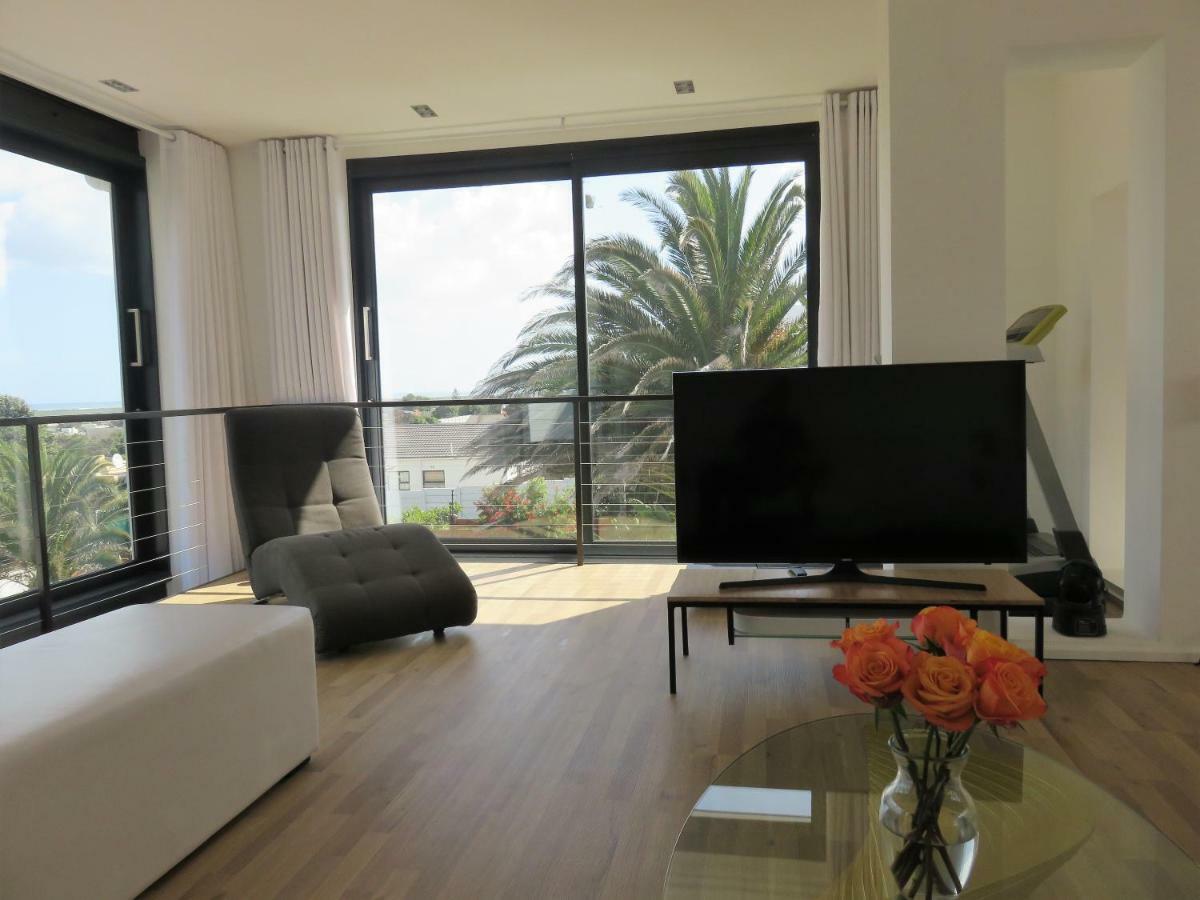 Cape White Villa Crawley Exteriör bild